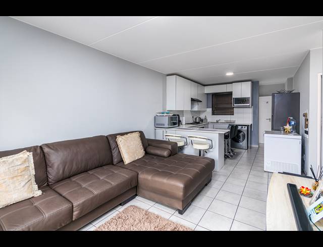 2 BEDROOM APARTMENT FOR SALE IN PARKLANDS